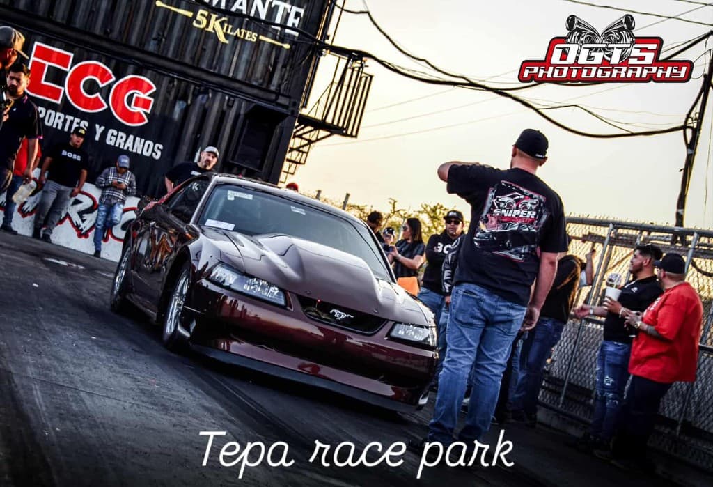 Maroon Mustang at Tepa Race Park staging lanes